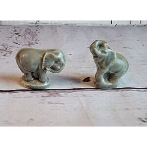 Wade Red Rose Tea Figurines Elephants Set Of 2